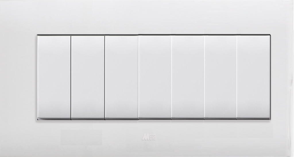 Moulded front plate White - 7 Module - 43BP07BB