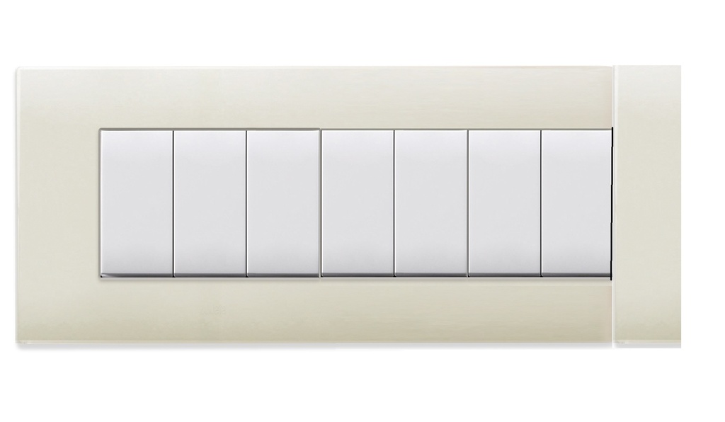 Moulded front plate Sand - 7 Module - 43BP07SA